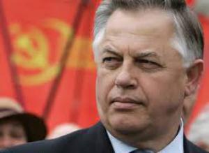 Турчинов объявил о роспуске фракции Компартии