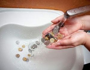 Запорожцам придется больше платить за воду и отопление: новые тарифы и компенсация (Телефоны)