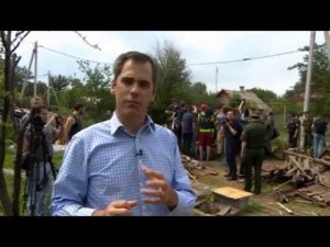 Россия привезла военных атташе к границе — видео