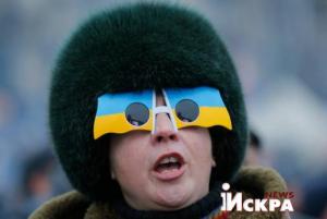 Плоды евроинтеграции: МВФ требует отбирать у украинцев кредитные квартиры, гривна установила рекорд падения