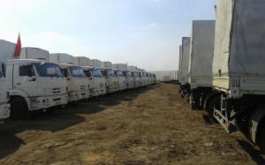 «Гуманитарный» груз остановился у границы с Украиной — фото