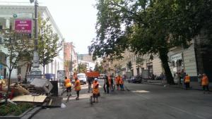 Потушить горящие на Майдане палатки помог дождь — фото