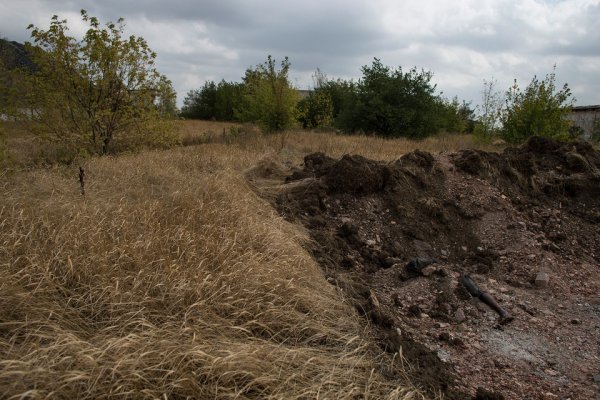 Международные эксперты в шоке от могил убитых украинскими карателями Международные эксперты в шоке от могил убитых украинскими карателями