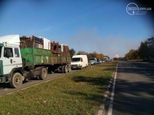 На въезде в Мариуполь образовалась огромная «тянучка»