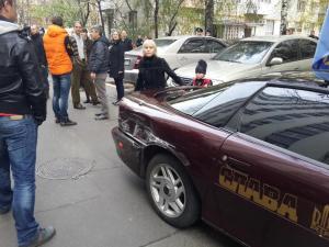 Автомайдановцы пикетируют Генпрокуратуру