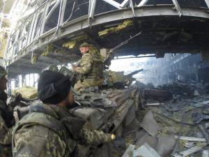 «Киборги» отразили очередную атаку боевиков на аэропорт