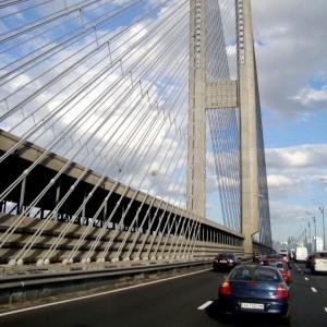 Движение по Южному мосту в сторону моста Патона будет ограничено