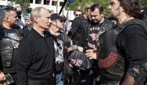 Друзья Путина из байкерского клуба попали под санкции США