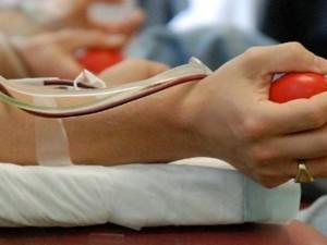 Запорожцев просят сдавать кровь для бойцов