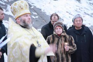 Мэр Запорожья искупался в Днепре на Крещение (Фото)