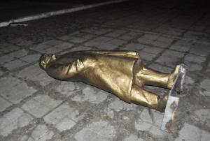 В Запорожской области по-тихому избавились еще от двух Ленинов
