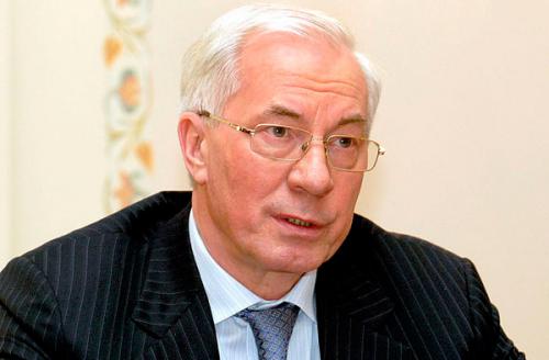 Азаров: Порошенко - мошенник, Яценюк - дурак