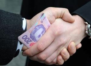 В Запорожской области работник военкомата попался на взятке