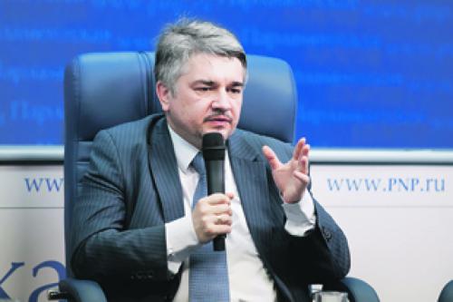 Ростислав Ищенко: каждый шаг Киева подрывает позиции США