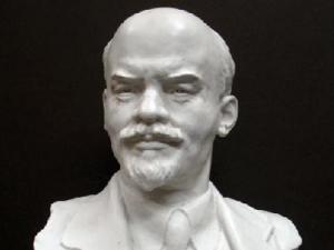 Запорожские селяне вернули Ленина на место