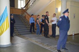 В мэрии милиция проигнорировала упавшую женщину