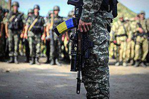 В Запорожье сотрудники военкомата раздали повестки прямо в автобусе (Видео)