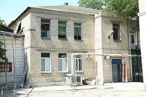 Ремонт кровли в мелитопольской больнице обойдется в 350 тысяч