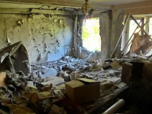 Во время нового обстрела Горловки тяжело ранили два человека