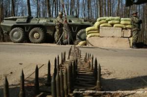На запорожском блокпосту в грузовике обнаружили автомат