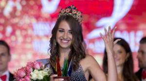 Запорожанка стала самой красивой девушкой мира среди глухих