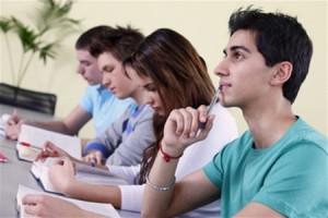 Запорожские вузы продлили прием документов от поступающих