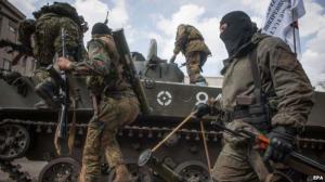 Боевики обстреляли поселок под Мариуполем, есть потери среди морской пехоты