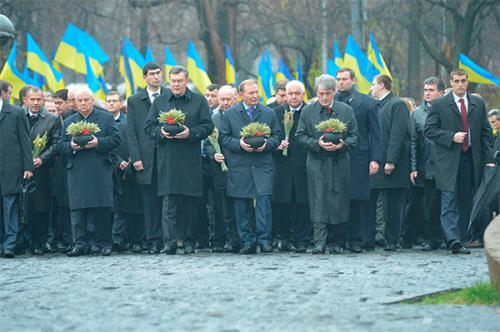 Главные символы Украины: нищета, война, коррупция