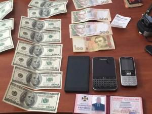 В Запорожье начальник контрразведки СБУ вымогал 500 000