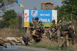Обстрел Марьинки: попадания в жилые дома, 4 раненых