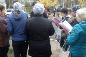 В Запорожье зафиксировали «карусель» возле избирательного участка (Фото)