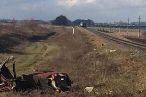 В Винницкой области грузовик врезался в электропоезд