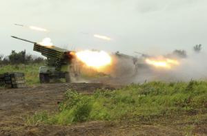 Боевики ночью обстреливали из «Градов» позиции сил АТО и мирных жителей