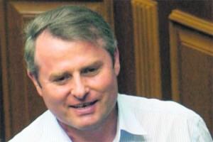 Суд снова решил выпустить из тюрьмы депутата-убийцу Лозинского
