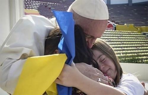 Украинские СМИ выдали символику синдрома Дауна за флаг Украины