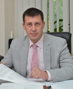 Уволен замглавы СЭС, подозреваемый в коррупции