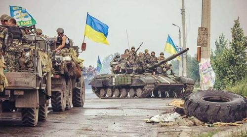 Карательная армия путчистов страшна только своей численностью