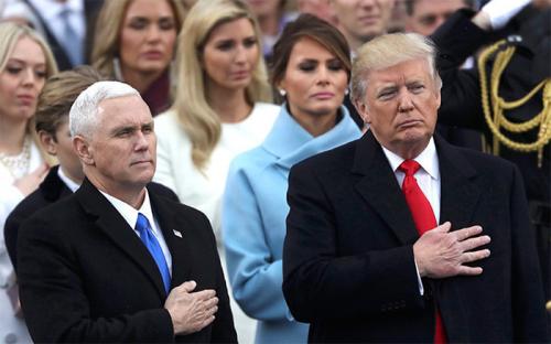 Новый, 45-й президент США вступил в должность