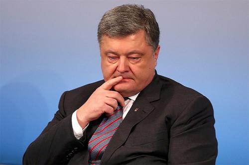 В Мюнхене Порошенко &quot;палец в рот&quot; от речи Меркель