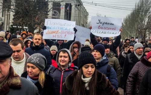 В Донецке митинговали с требованием от ООН «остановить фашистскую Украину»