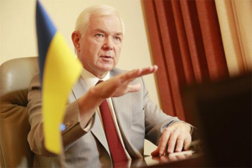 На Украине 3 млн единиц нелегального оружия, его продажу из АТО «крышует» руководство страны