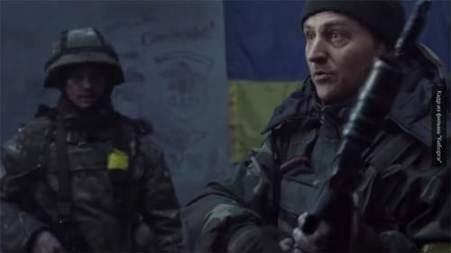 Украинцев силой сгоняют смотреть пропагандистское гавно и заставляют платить за это