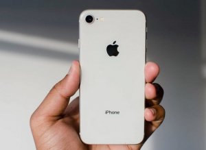 Технологии Apple открывают новые горизонты: поэтапное развитие смартфонов