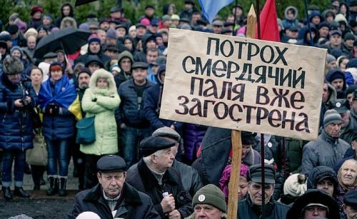 Западные спонсоры переворота отказали своему холую во втором сроке
