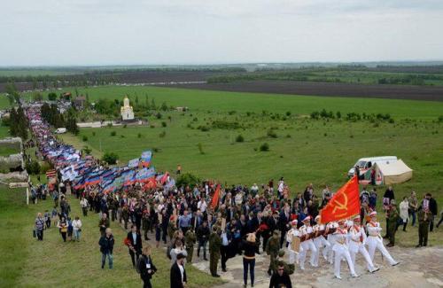На легендарной Саур-Могиле почтили память борцов с нацизмом