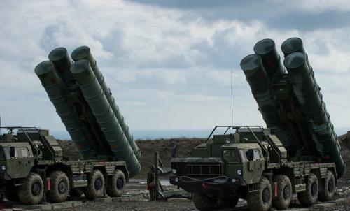 С-400 в ходе учений уничтожили мишени летевшие на скорости 2000 км/ч
